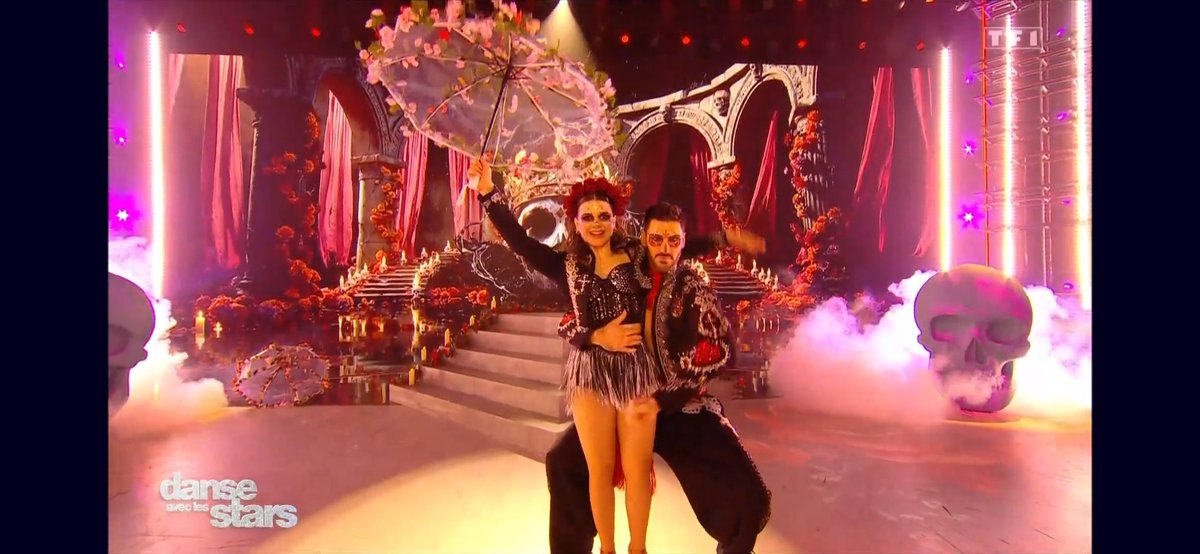 staracreact's tweet photo. Juju est vraiment forte. C'est impressionnant !!
#DALS https://t.co/RowKqvtZkE