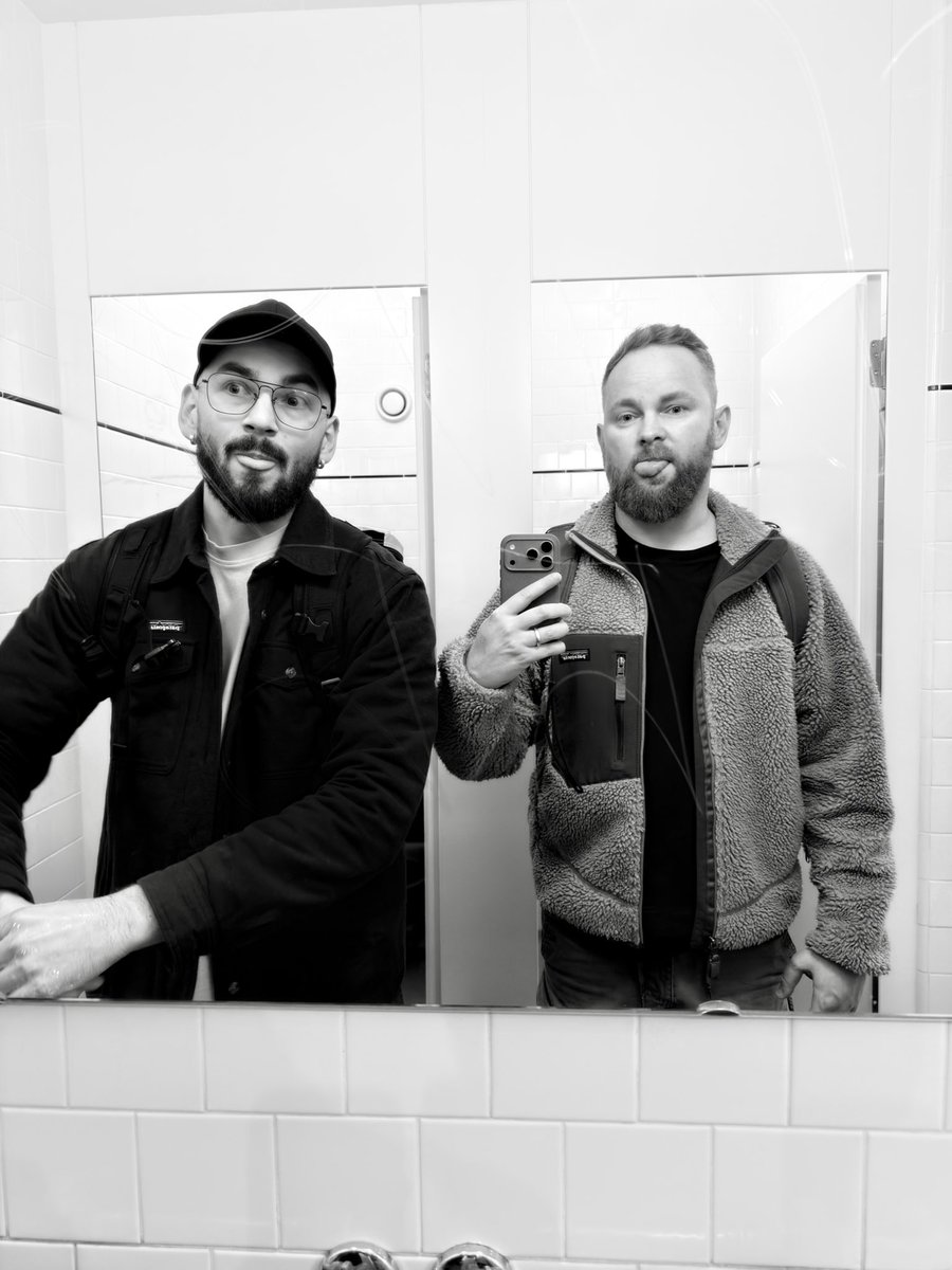 Bronskiy tweet media