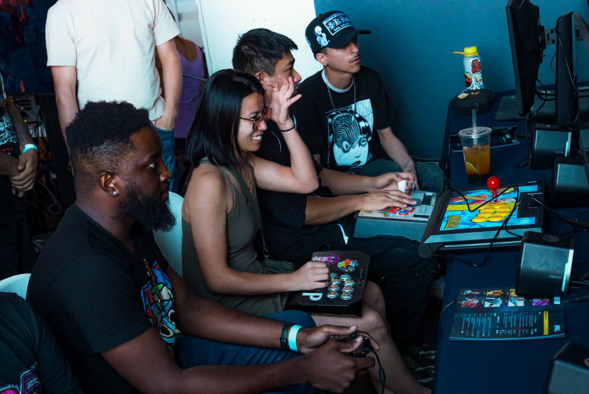 Invincible VS tweet media