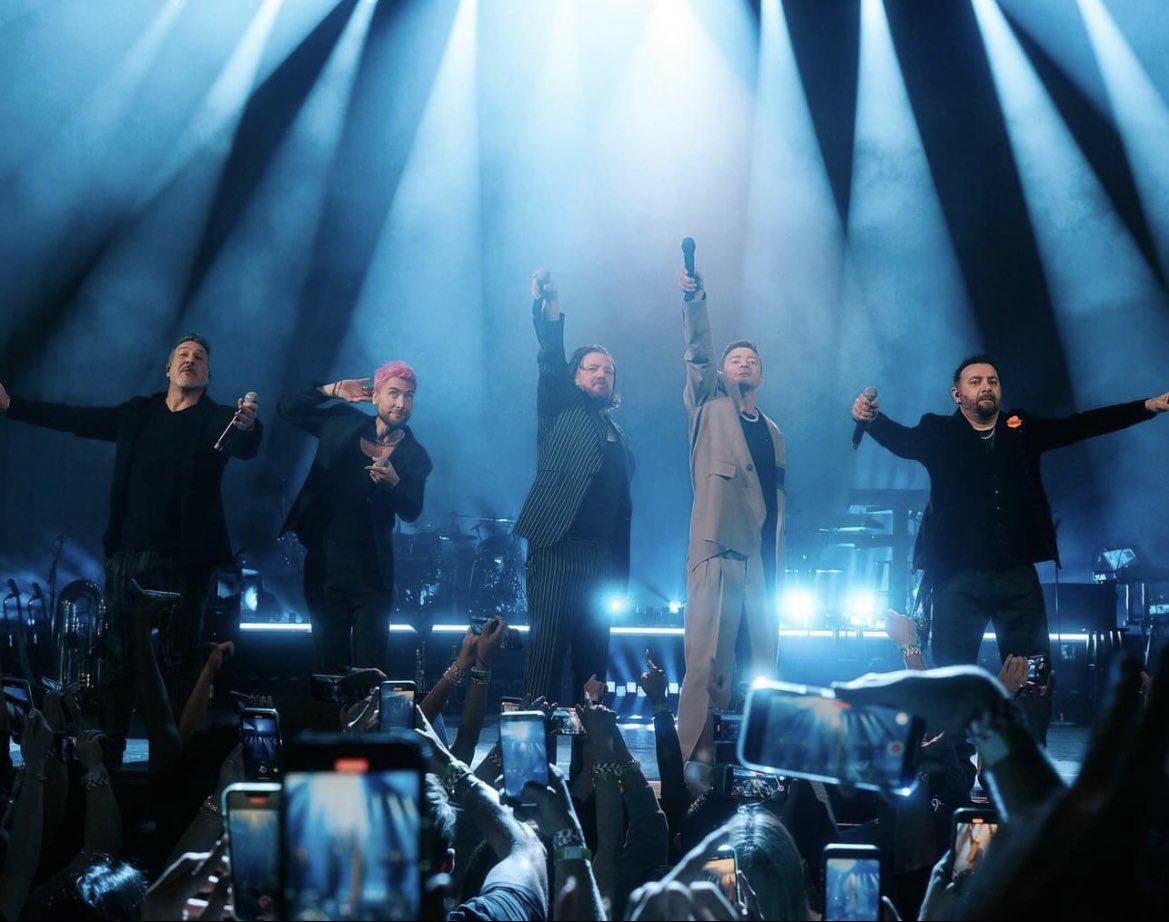 Briana loves Lansten 💕 tweet media