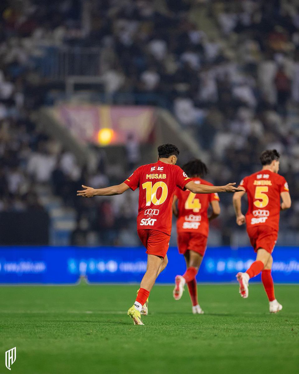 عمرو tweet media