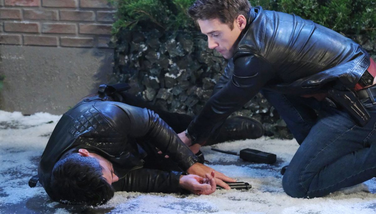 chris_attaway's tweet photo. Next Week Days Of Our Lives Spoiler pics 
#DAYS #DOOL #DaysOfOurLives https://t.co/j2B5SPrEyn