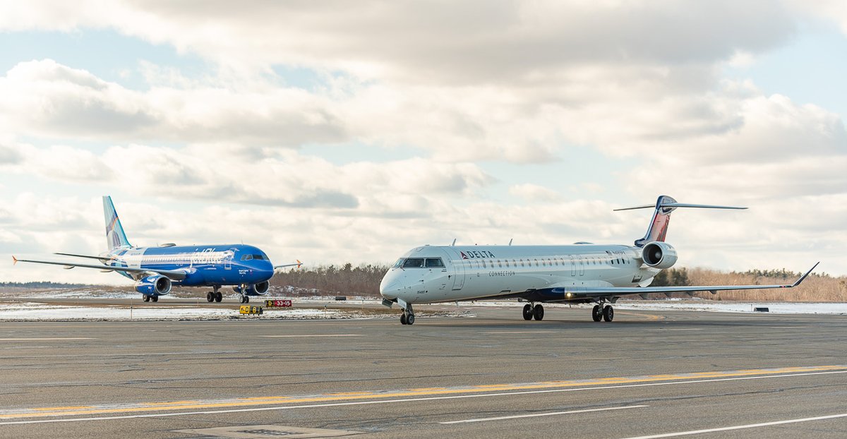 Worcester Airport tweet media