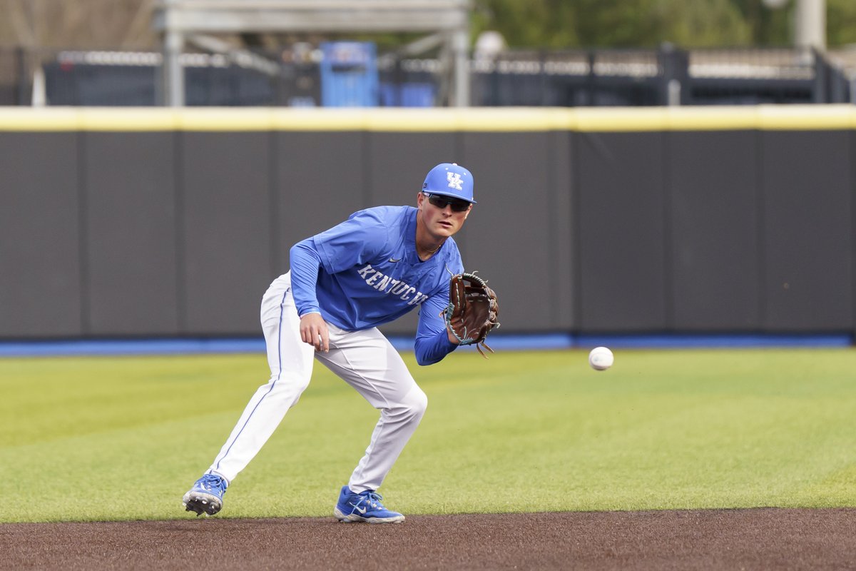 UKBaseball's tweet photo. 📸 Pregame at KPP https://t.co/TUbk6LKV41