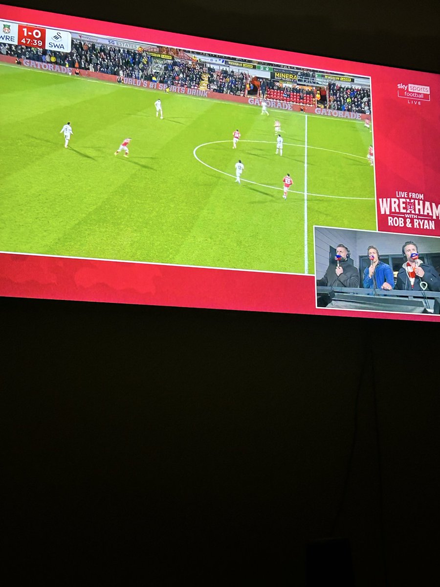 StayDenchorLeaveit tweet media