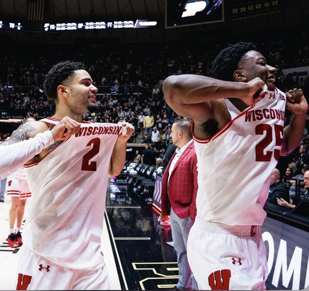 CBBZac's tweet photo. Nick Boyd and John Blackwell today:

69 points
11 rebounds
7 assists
21-37 FG
6-20 3PT
21-22 FT

The best duo in the COUNTRY.
Wisconsin stuns Illinois 🦡🦡 https://t.co/MDcPEg6PKf
