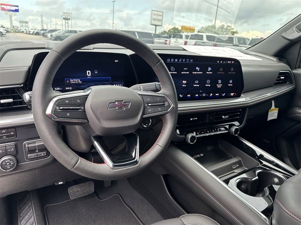 CavenderCBG's tweet photo. The Chevrolet Suburban delivers legendary full‑size SUV capability with expansive interior space, confident performance, and comfort designed to handle family travel, road trips, and everyday driving. Let us help find your Suburban: https://t.co/iohqD0RbyX https://t.co/5HxatKdRSh
