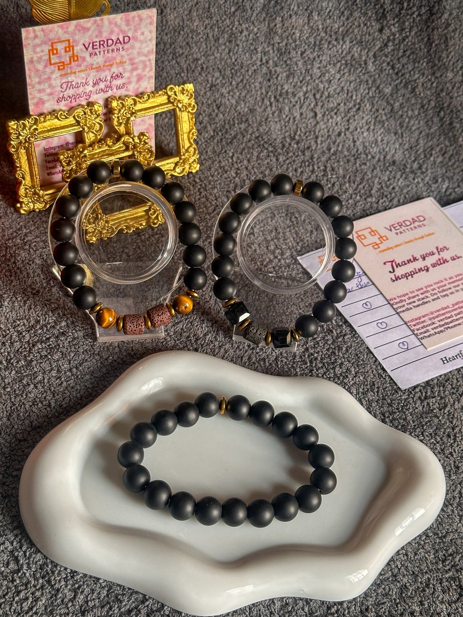 VerdadPatterns's tweet image. Handmade with love 💕 
Received with love 💜
Your stack, Your style 😌
.
To order: Call / WhatsApp: 08163851956 or send us a DM 

#stackablebracelets #stackablebracelet #stackablebraceletsets #explorejewelry #expolerpage