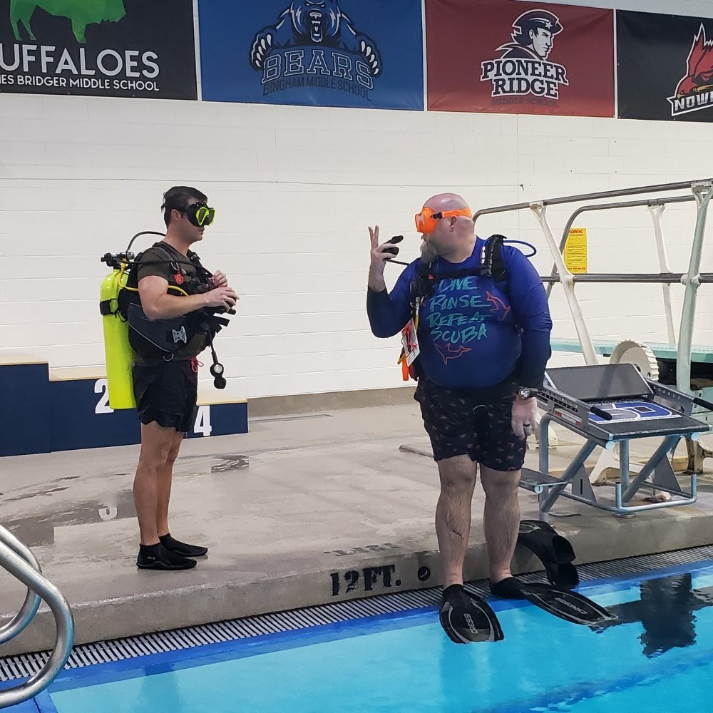 DrrScuba's tweet image. Another great night in the water with an Open Water student! If you’ve ever thought about learning to scuba dive, this is your sign to go for it.

drrscuba.com/open-water-scu…

#LearnToDive #OpenWaterDiver #DiveKansasCity #Scuba
