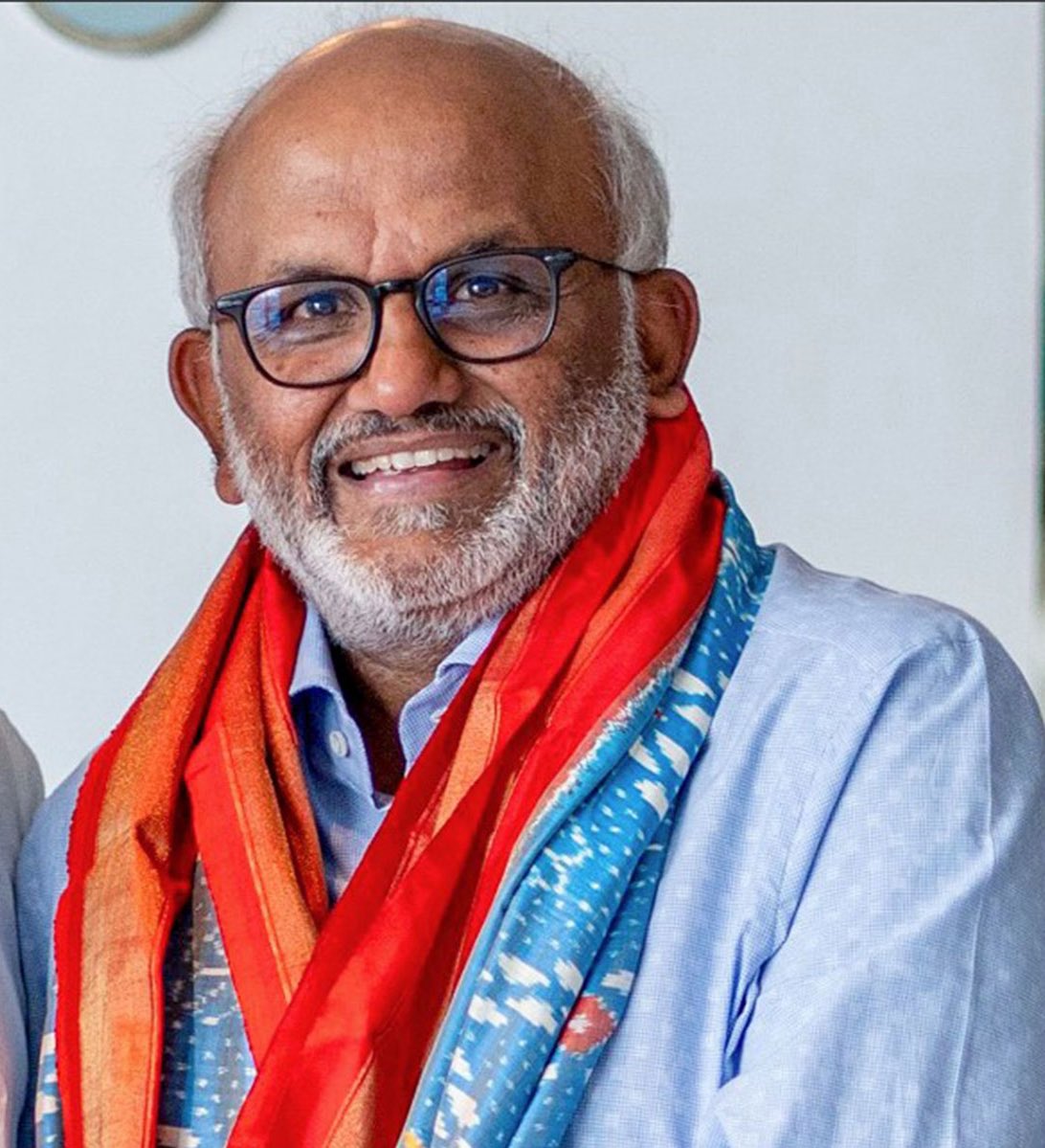 Melian Refugee tweet media