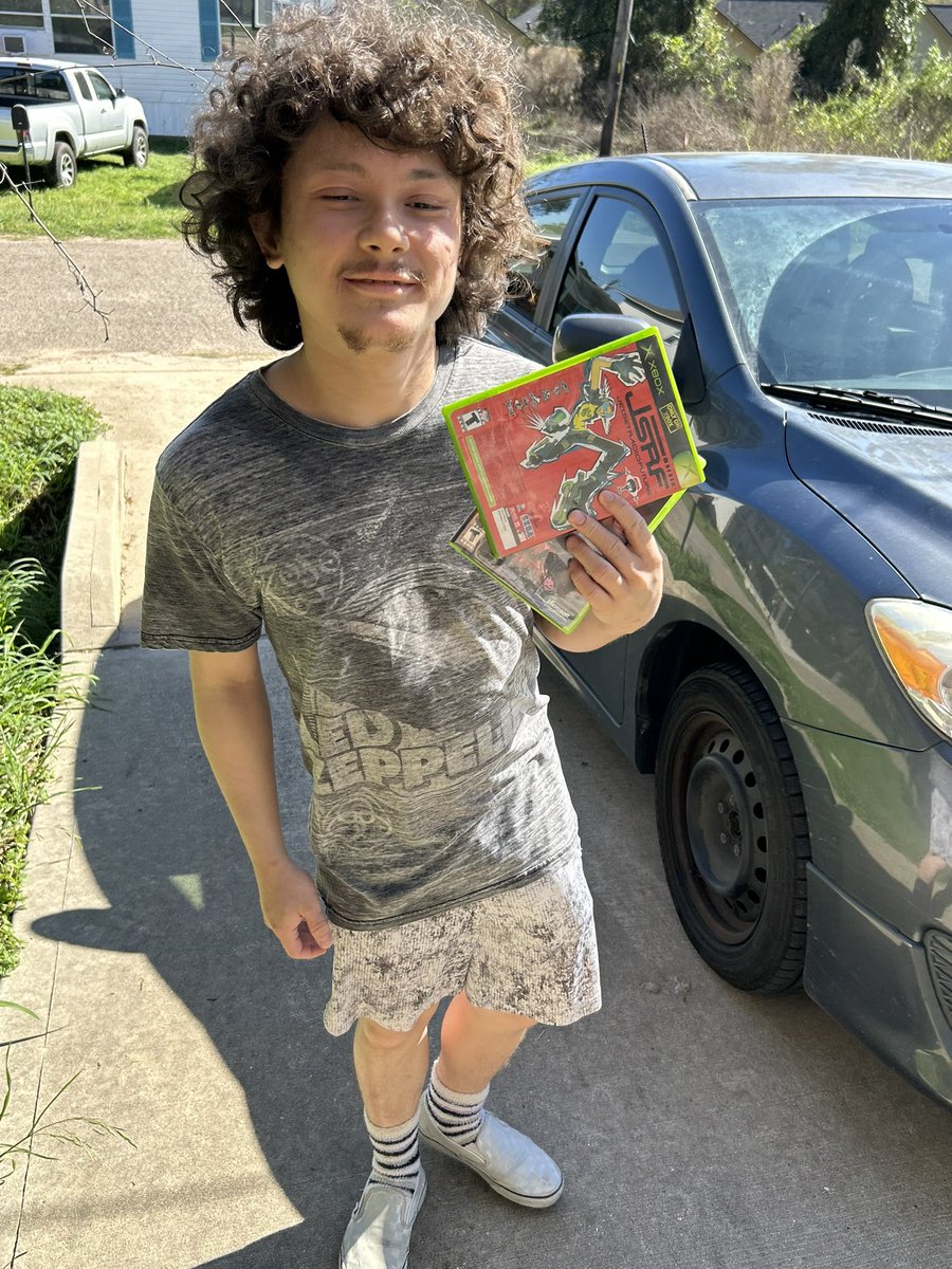 baredex 😴 tweet media