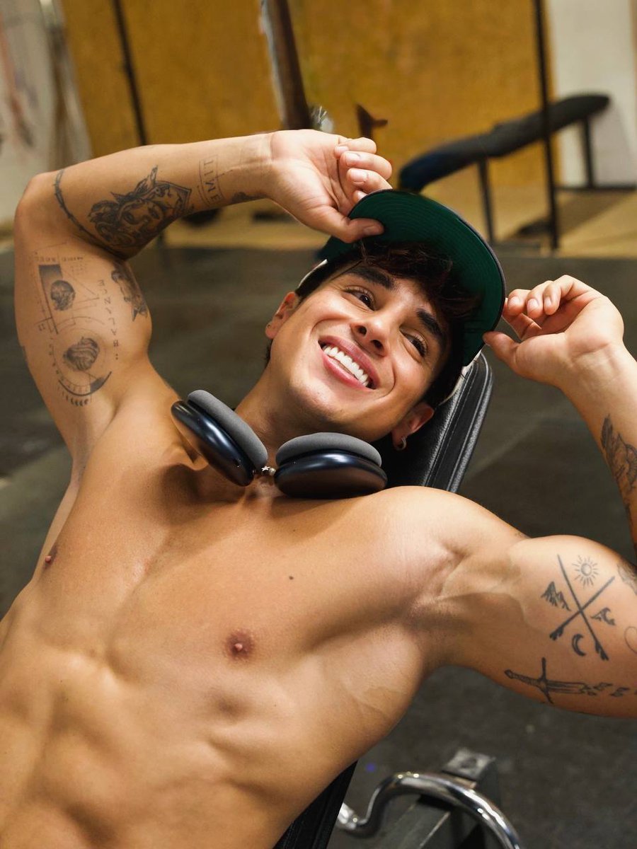 matichoa8 tweet media