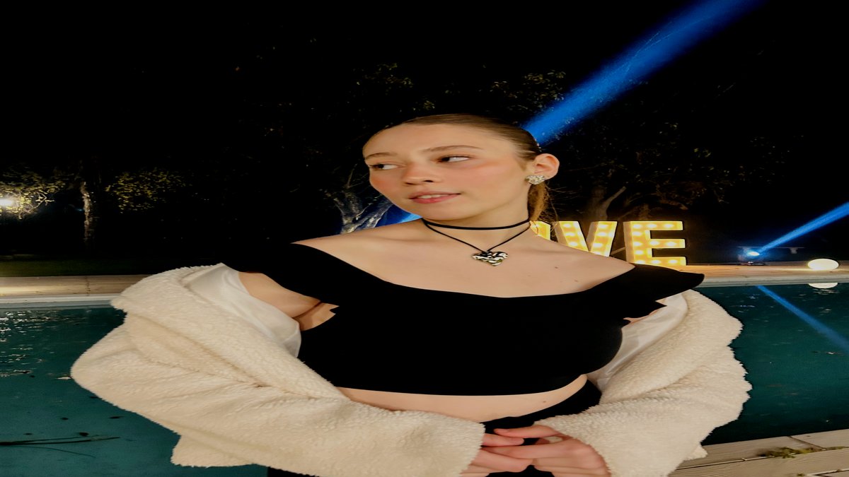 KuhnleRodr8216's tweet image. Midnight splash vibes ✨💧 #NightMode #PoolsideChillin #OutTonight