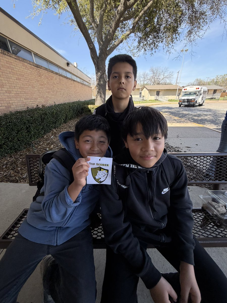 ms. vasquez tweet media