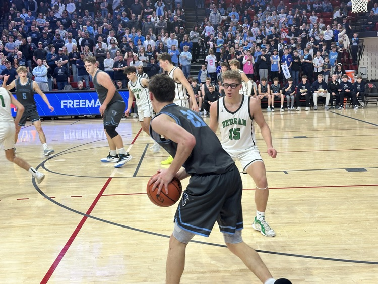 ๐
๐ซ๐๐๐ฆ๐๐ง ๐
๐๐ฅ๐๐จ๐ง๐ฌ tweet media