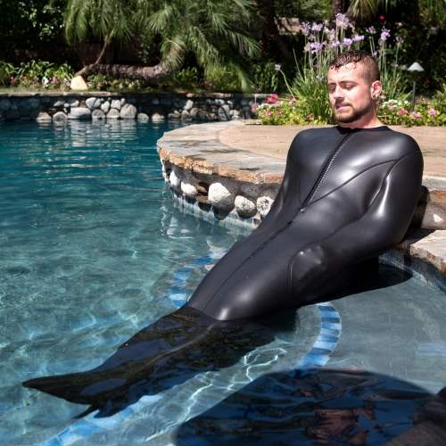 665 Leather and Fetish Company tweet media