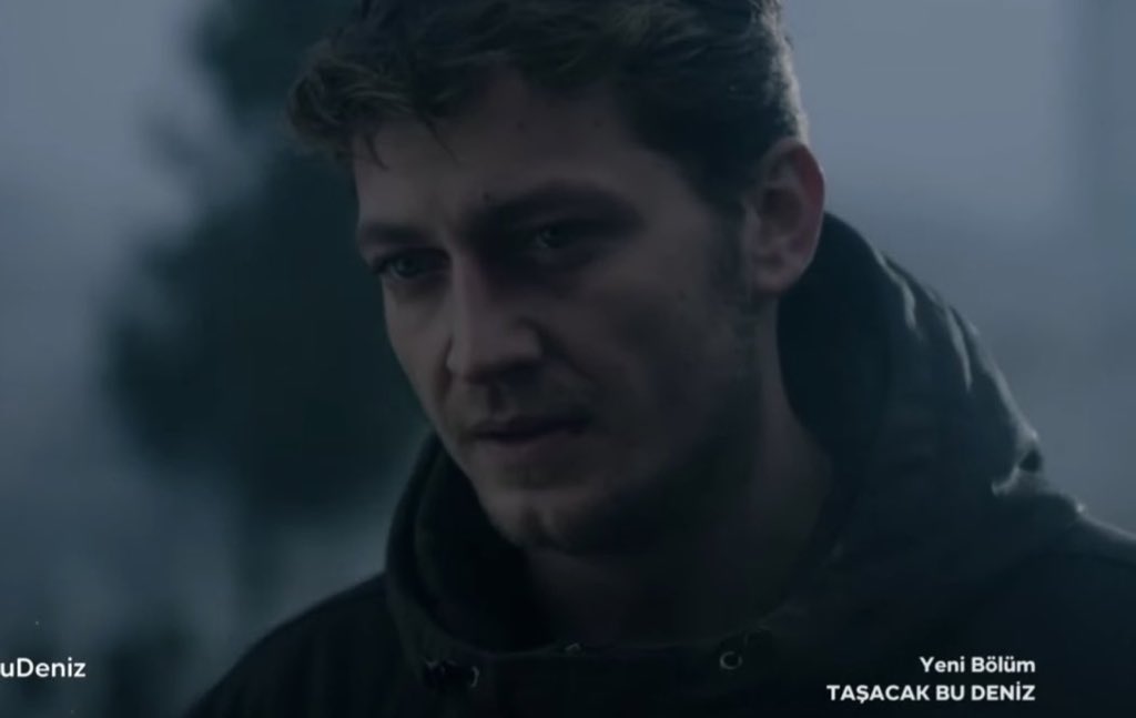esranrguler's tweet photo. Ne yaptı bana bilmiyorum ama kör kütük aşıktım parası pulu yerin dibine batsın yemin ederim 10 milyonumda olsa ben bunu bu adama feda ederdim....

Bu gece isom furtunama karşı bennn

#TaşacakBuDeniz https://t.co/ZzLMbxTCrC