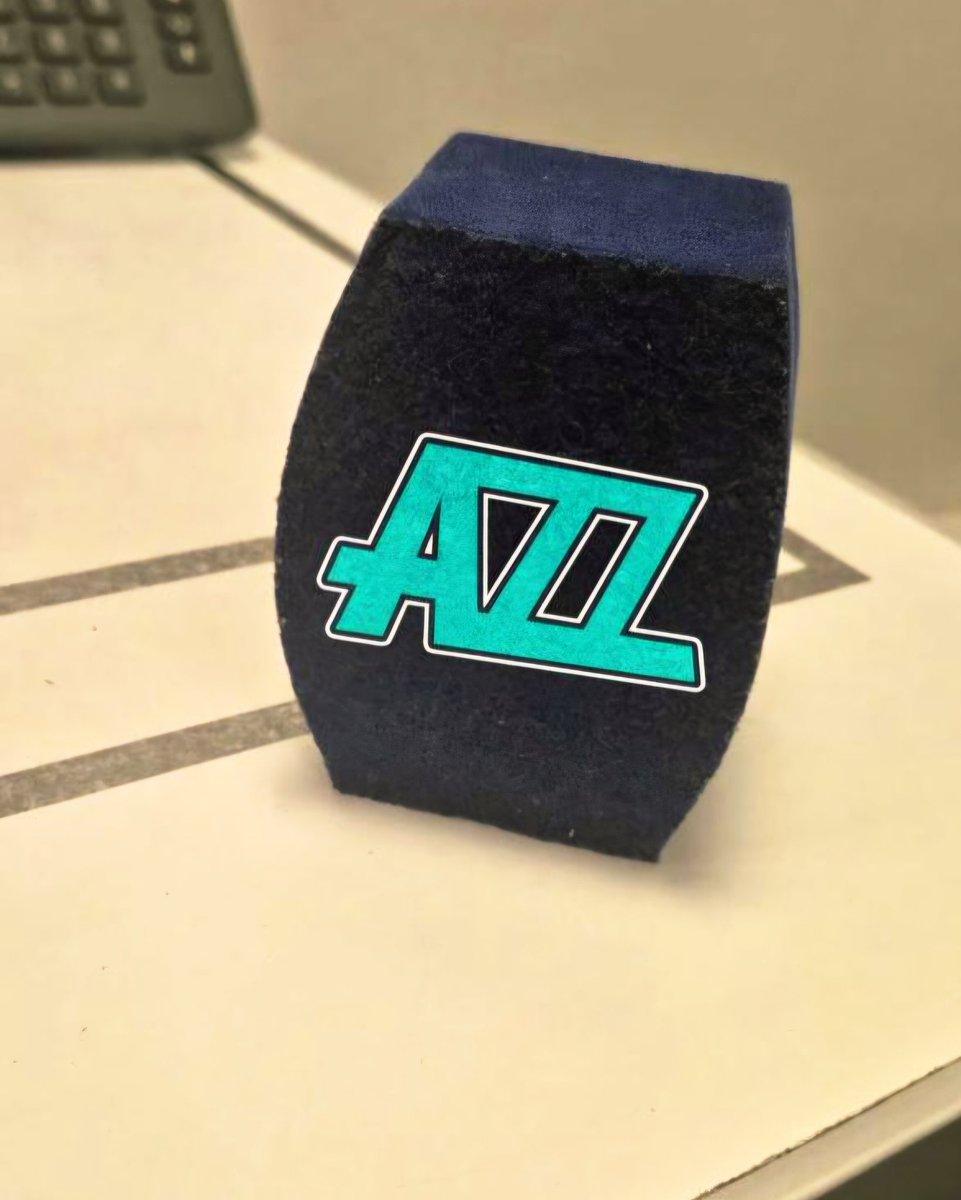 está medio pateado pero bastante bueno che