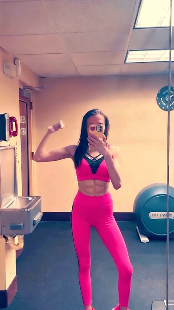 I don’t ask for much I need more interaction ! I’m finally making progress after years of hard work and dedication 😉 can’t you tell!!! I’ve been really down lately everyone hype me up Strong mind. Strong body. Strong soul and I’m simply grateful for where I am! #wwe #Wrestling