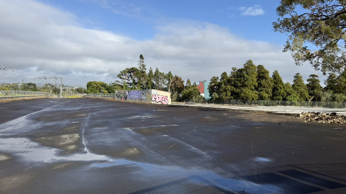 NZ Transit Buzz tweet media