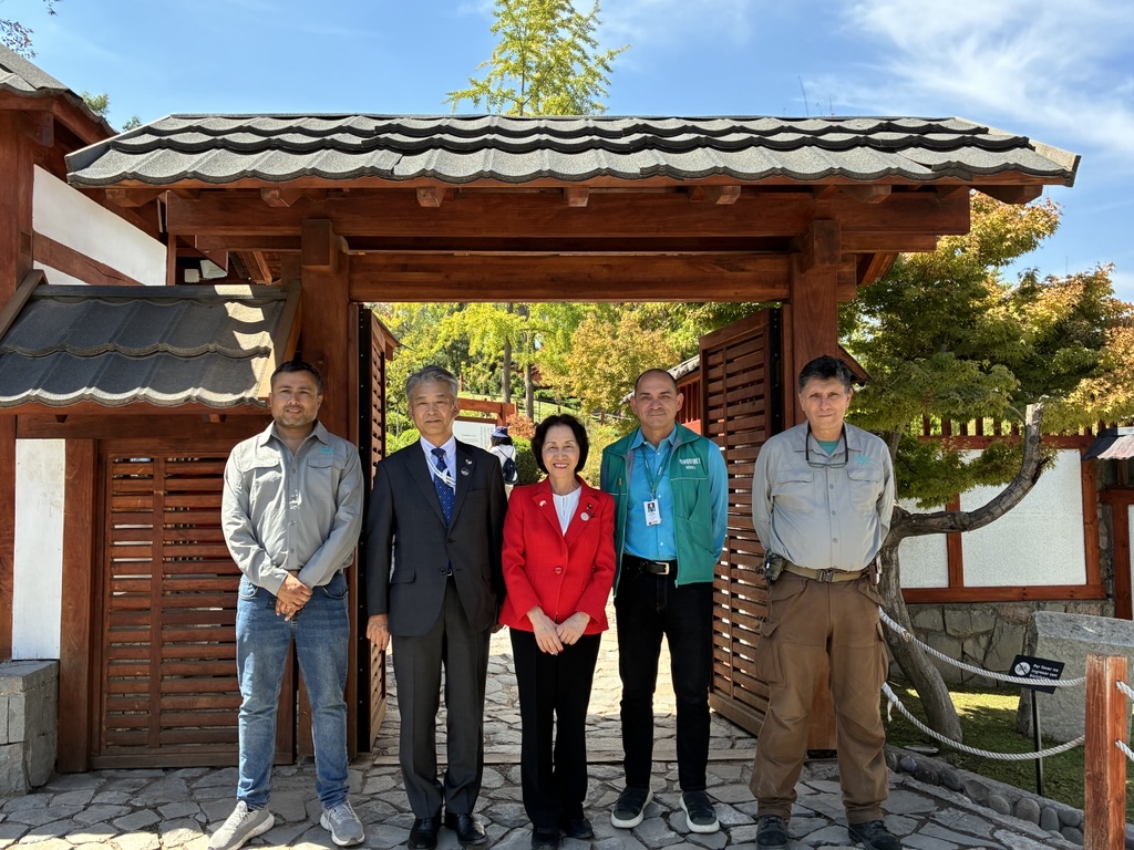 Embajada del Japón en Chile tweet media