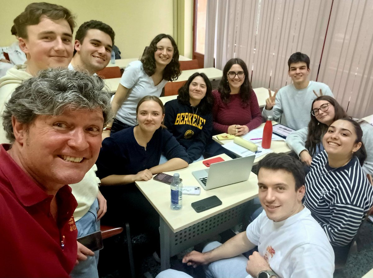 Kike Riesgo tweet media