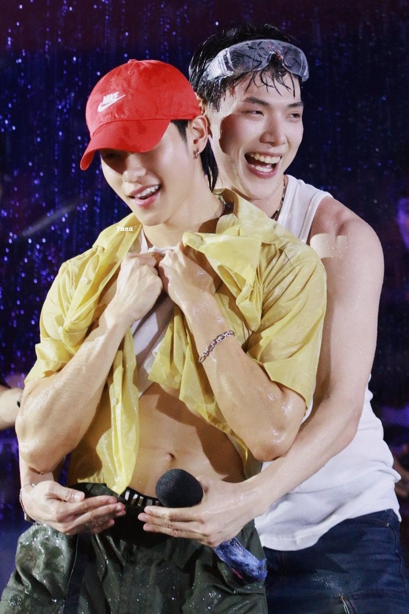 nanepwt's tweet photo. ansiosa pra ter daouoffroad no songkran assim de novo https://t.co/z0IIFLIV4P