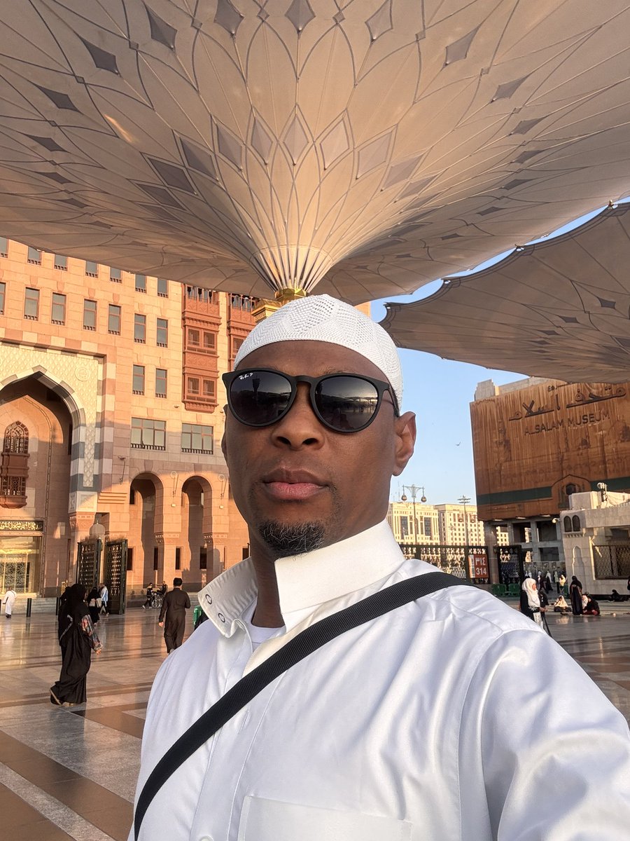 wagzie01's tweet photo. Alhamdulillah! I’ve always dreamed of performing Umrah. Even when it cost around 500k from Nigeria, I couldn’t afford it at the time. But today, by the grace of Allah, I’ve been blessed to perform Umrah twice. Truly grateful for how far Allah has brought me. 🤲🏽✨#Umrah2026 https://t.co/6tKDr5FGxC