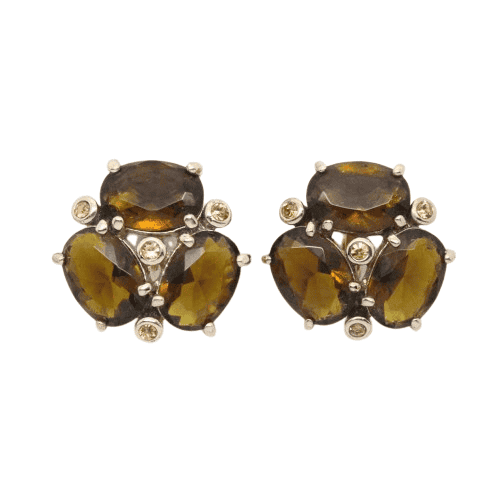 Queenie's Bazaar tweet media