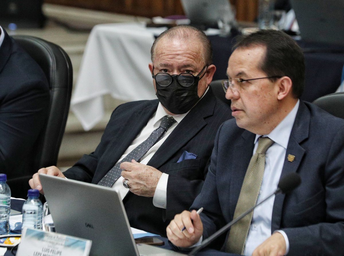 Douglas Cuevas tweet media