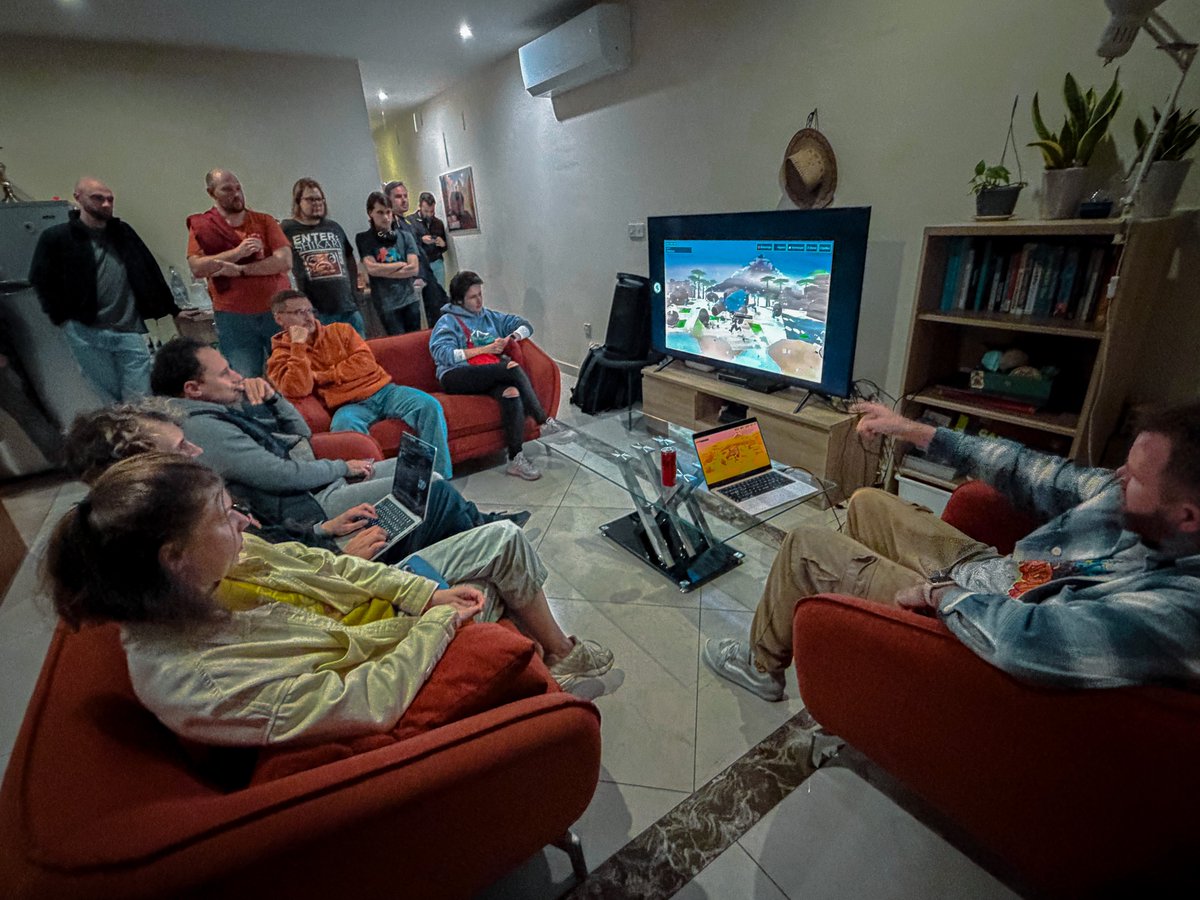 Oleg Chumakov tweet media