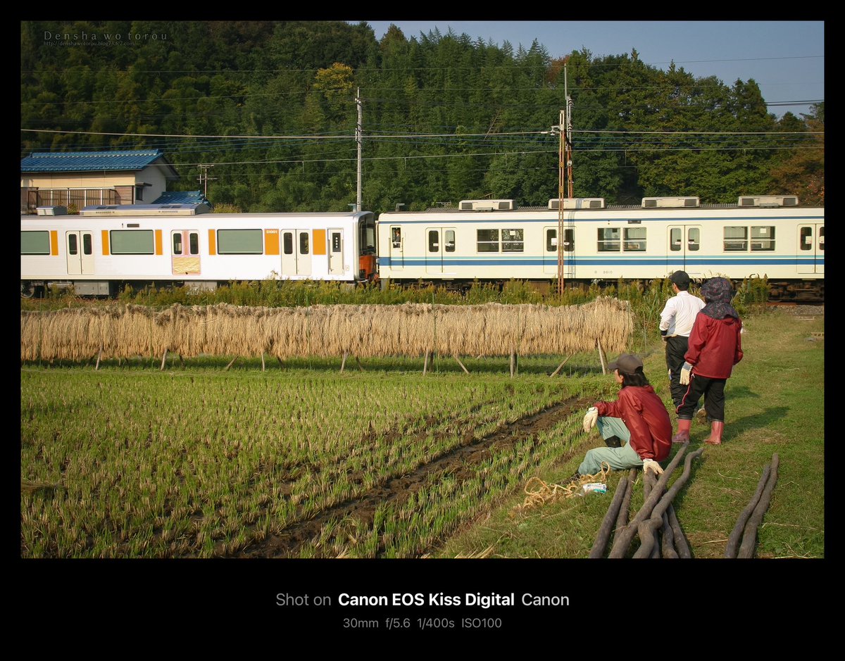 tentenw's tweet photo. 東上線の90000系が遂に森林公園に来ましたね。
東上線の新車輸送を撮ったのは22年ぶりで、前回50000系第1編成が森林公園に来たのは2004年11月、寄居で編成を分割してからの回送でした。
データを見ると当時は初代キスデジを使っていたらしい。初めて手にしたデジイチでした。 https://t.co/ywy2GZXcSF