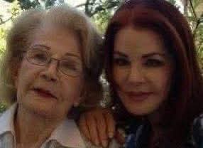 True Elvis Fan 4Life 🕺🎸🎤 tweet media