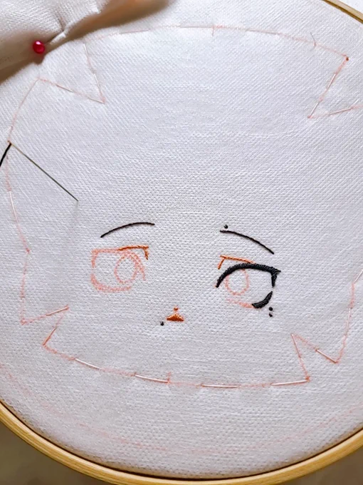 次は20cmを作っておりますの! まだ刺繍を始めたばかりなので意識レベルが低そうですね