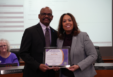 WayneTwpSchools's tweet image. For more than 20 years, Emerson Allen has volunteered with WBDG and BDTV, mentoring students and helping tell the stories of our schools.

That dedication earned him the Wayne Way Volunteer Award. #WeAreWayne #GreatSchools #GreatCommunity.
