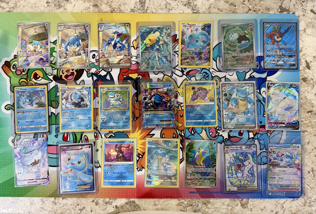 Water 🧇 💦

$10 a spot, 32 total spots!

No max!!

Live wheel to the last one standing!

Shipping included in the US!

(Base set Blastoise is HP)

RETWEET FOR A CHANCE AT A FREE SPOT 💚