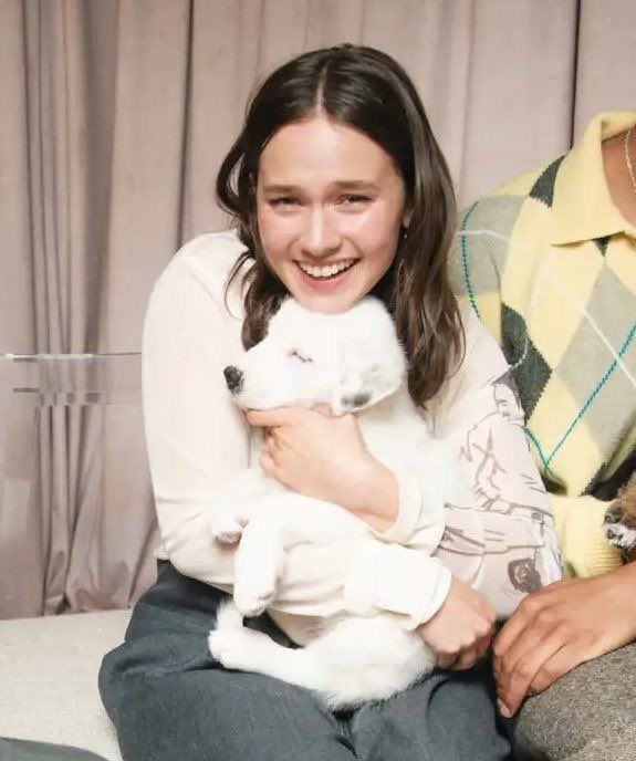 cailee spaeny media tweet media