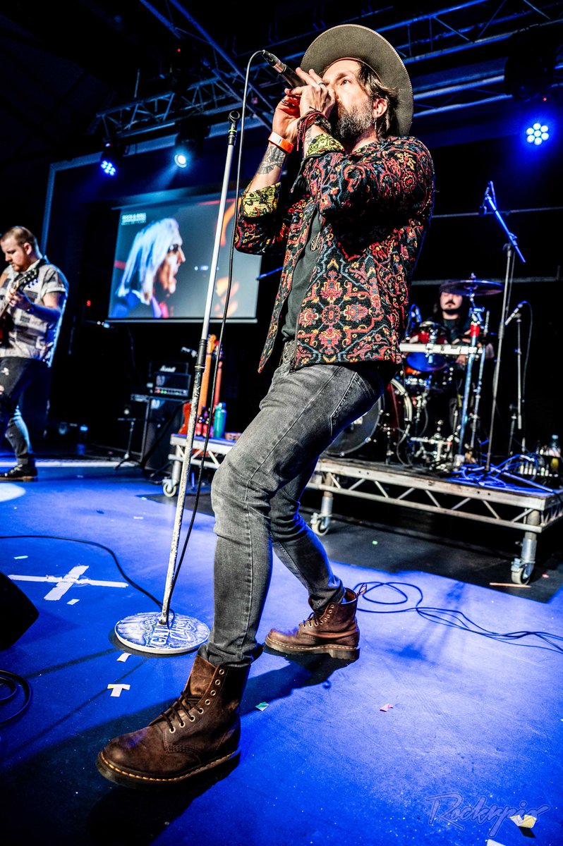 WRINKLY ROCKERS CLUB tweet media