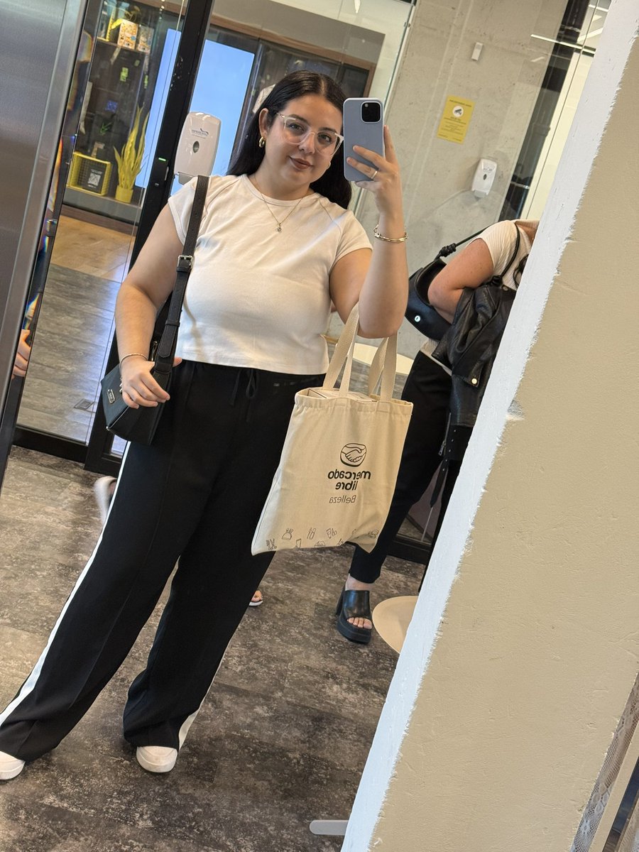 Jefa del ahorro tweet media