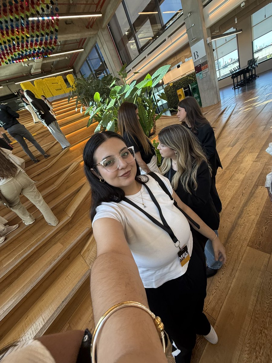 Jefa del ahorro tweet media