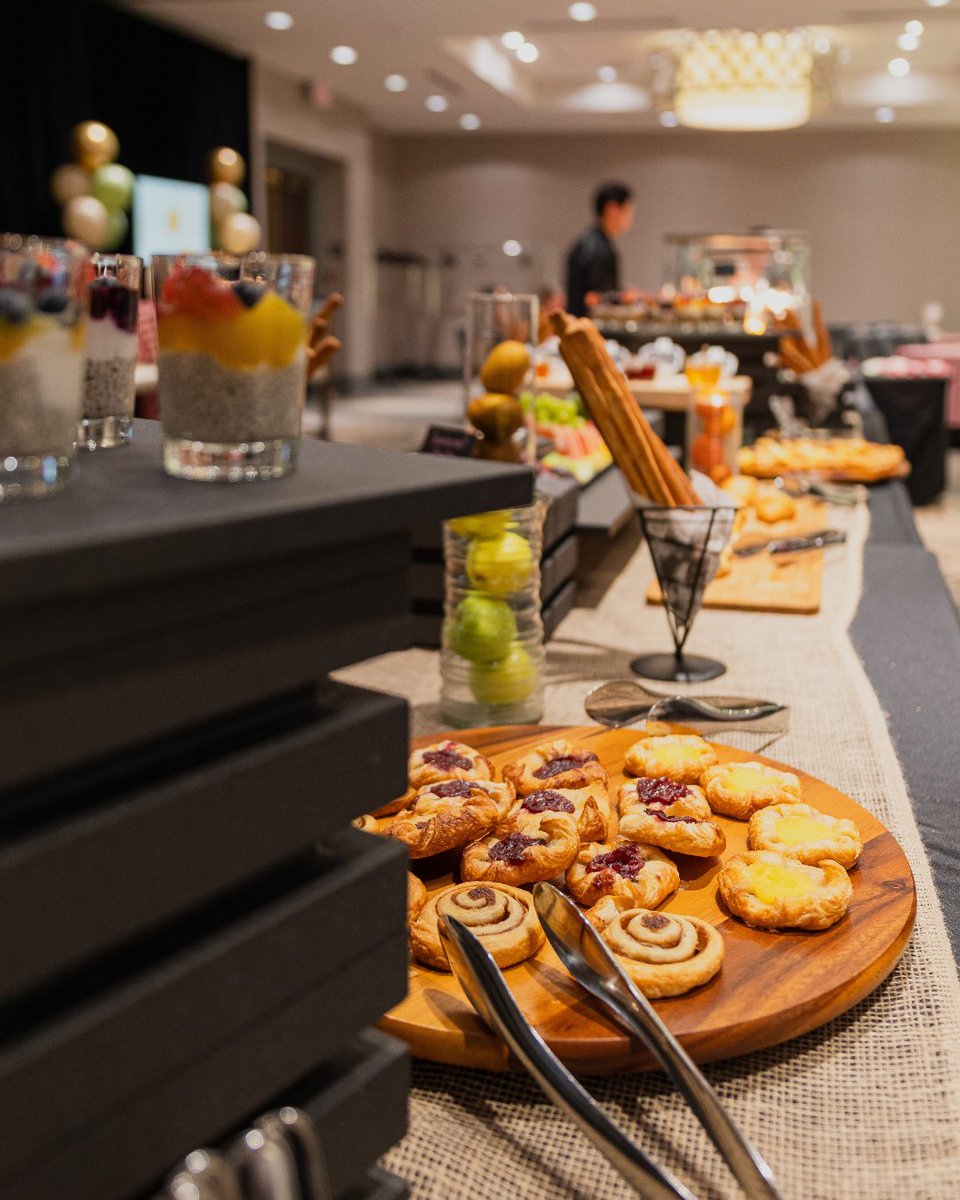 Sheraton Vancouver Airport tweet media