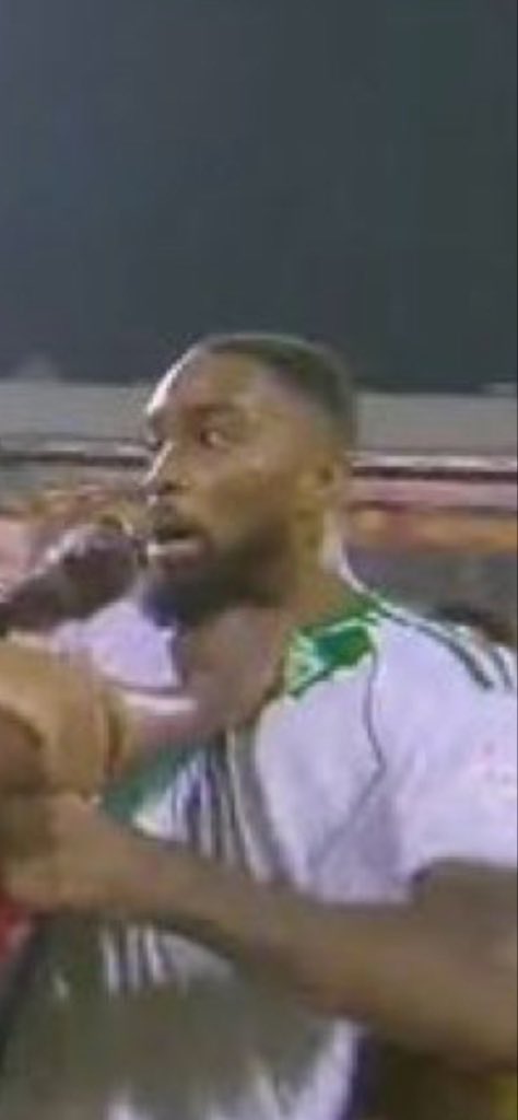 عبدالعزيز tweet media