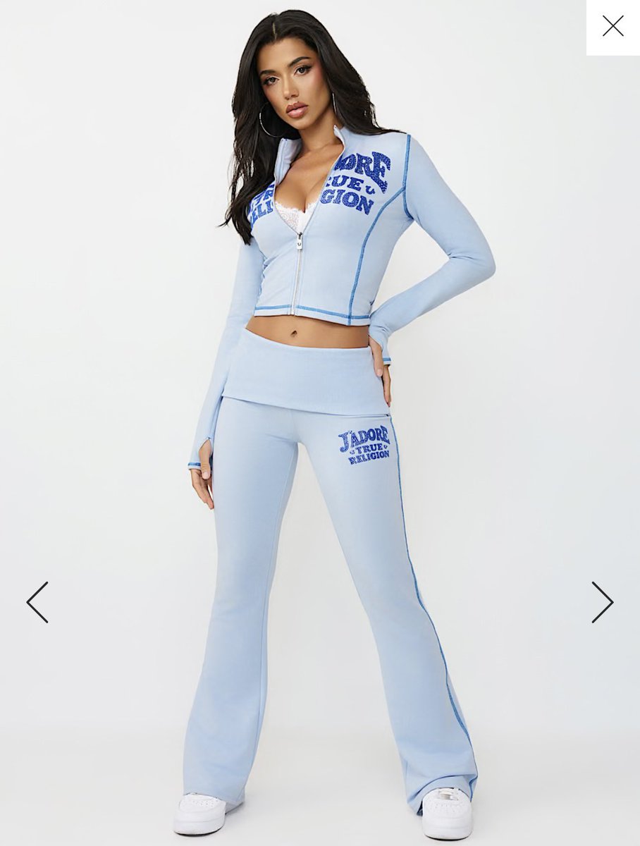 Liyah 🦂 tweet media