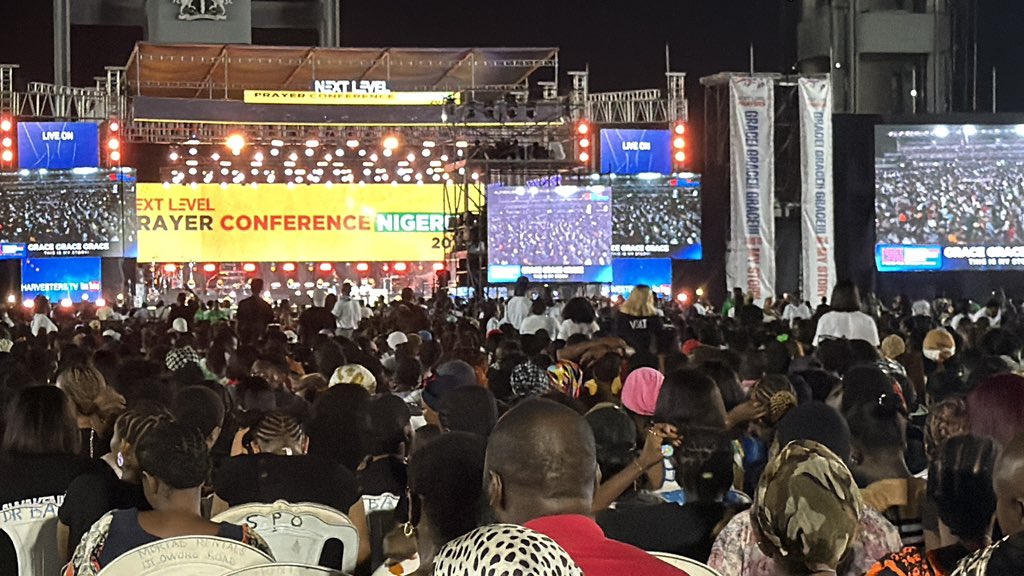 UnlimitedEniola's tweet photo. Harvesters International Christian Centre, might have broken the record of crowd in TBS with NLP Conference.
  Everywhere filled and there are people who cannot have a seat and at the Cricket Field
    #NextLevelPrayer     #NextLevelPrayerConference https://t.co/U7gg852EWe