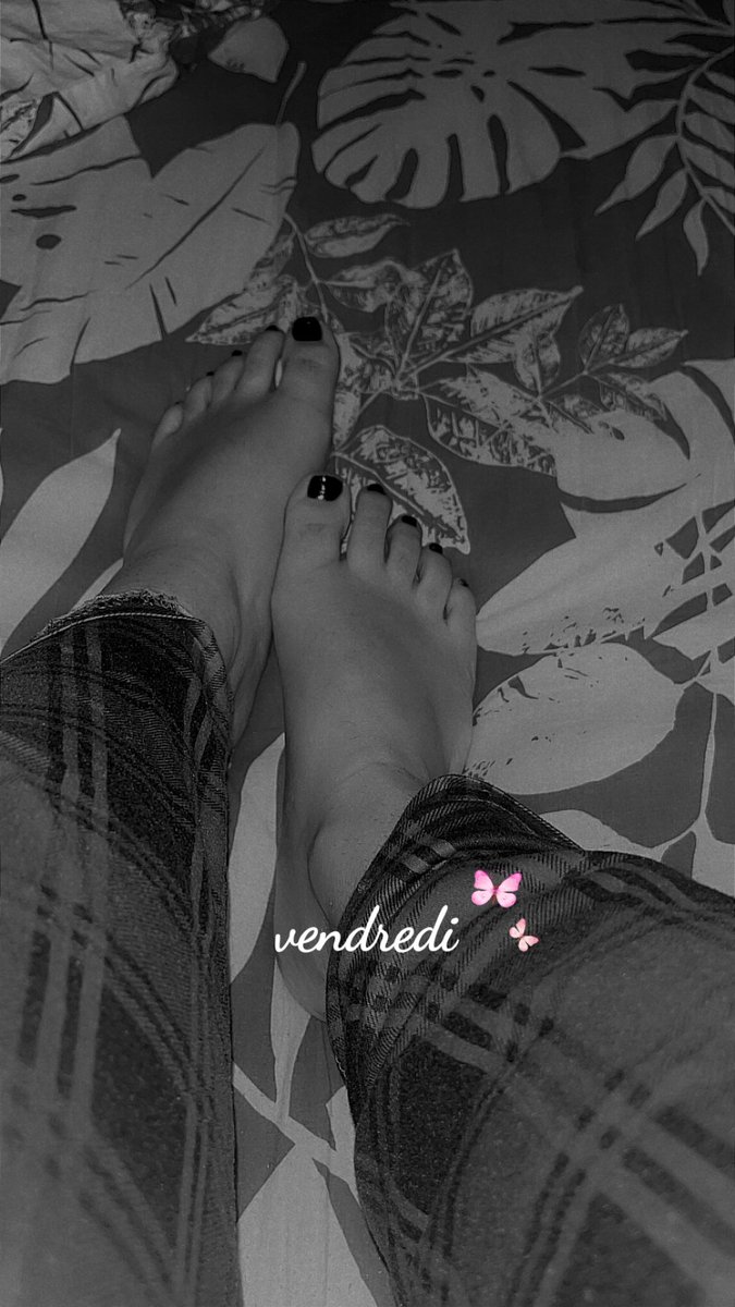 gamoraa_3's tweet photo. Douceur 🤍

#feetfetısh #pieds #dominante #soumis #feet https://t.co/mQxBPbNSOt