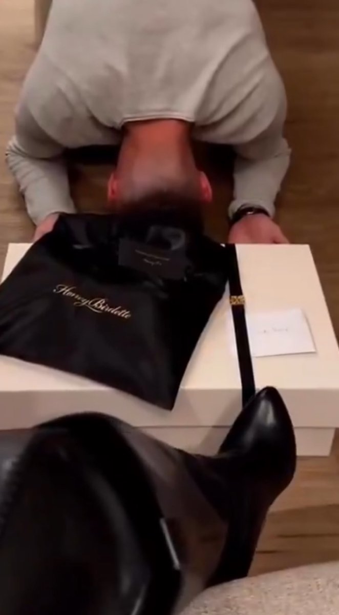 شَهْرزَاد tweet media