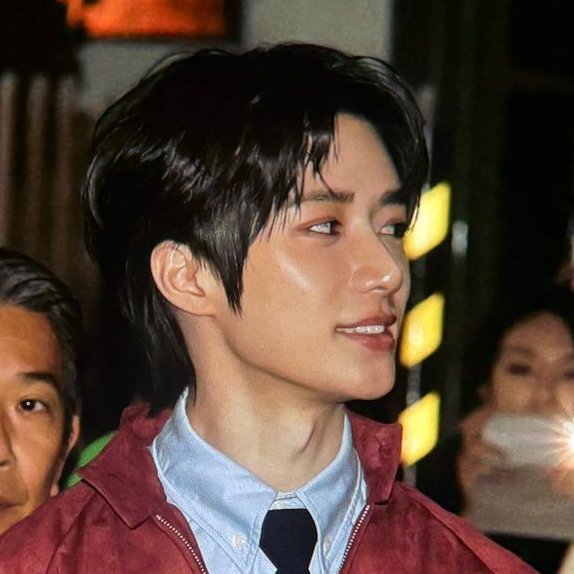 ghostingsoobin's tweet photo. small appreciation post for beomgyu's honey skin because without any filter he is even more gorgeous than he already is 🧸 https://t.co/Tu8Qzml8gi