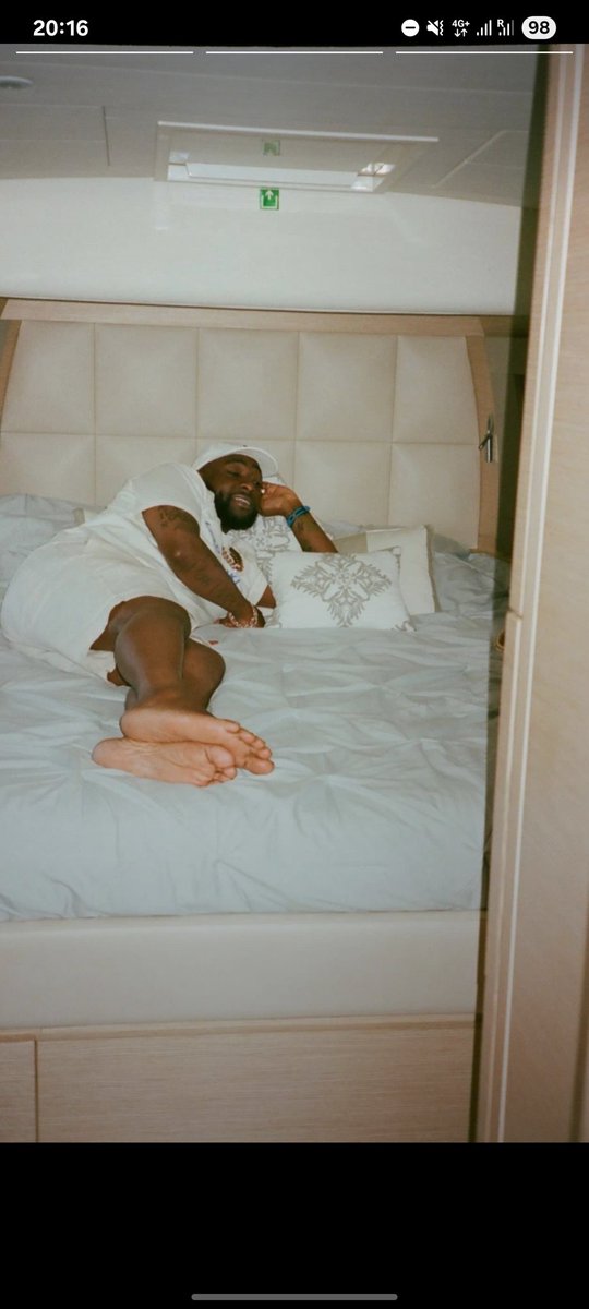 EmmanuelNo84136's tweet image. Davido via snapchat story
#Davido #30BG