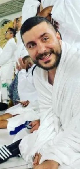 7atm_51's tweet photo. يشهد الله انك مستقر دوم بالذات 
تفداك روحي وانفاسي والأكسجينات

على لقياك مالله كتب لي احتمالأت 
احترامي وتقديري لك والدمع هلات

حاتم الجايل https://t.co/YuJ5uoMxFQ