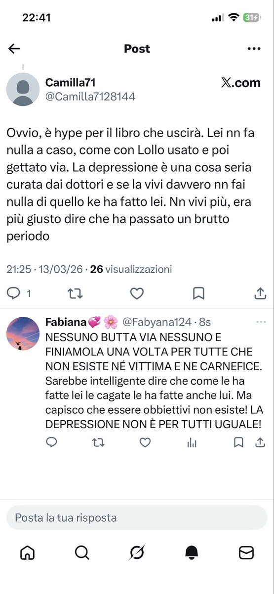 Fabyana124's tweet photo. MA VERAMENTE LOLLO È CIRCONDATO DA PERSONE COSÌ? 
🤮 uno dei tanti commenti! 
Vi schifa Lui per primo! https://t.co/Owic4iAjtW
